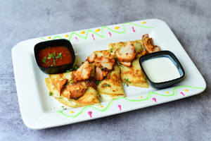 Chicken Quesadilla [4 Pieces, Serves 1-2]