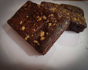 Chocolate Walnut Brownie Eggless