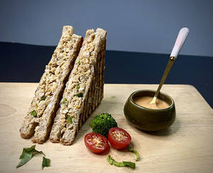 Minced Chicken Sandwich