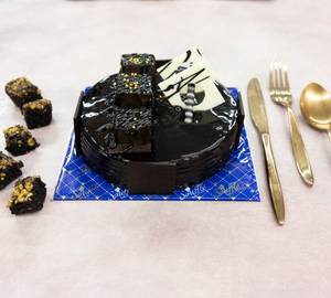 Brownie Madness Dark Chocolate Cake [500 G]