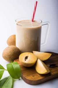 Chikoo Juice