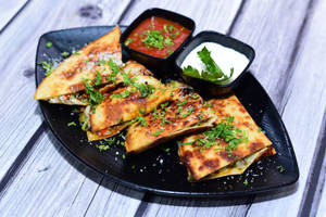 Veg Quesadilla [4 Pieces, Serves 1-2]