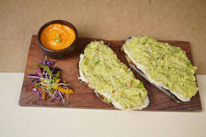 Hummus & Guacamole