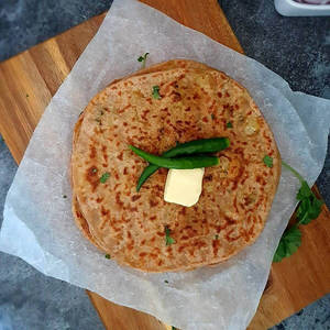 Aloo Pyaz Parantha