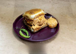 Tandoori Vadapav