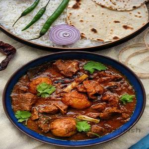 Mutton Kolhapuri Full Handi (16 Pcs)