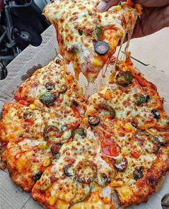 Overload Veg Pizza