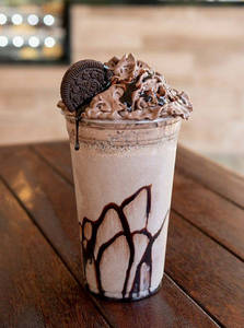 Oreo Berry Shake