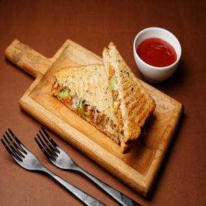 Veg Grill Sandwich(Multi-Grain)