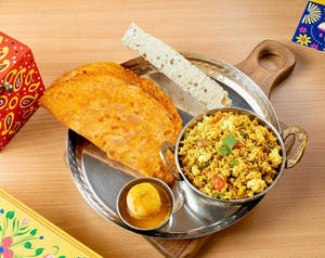 Paneer Bhurji With Paratha