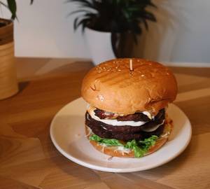 Chicken XXX Burger