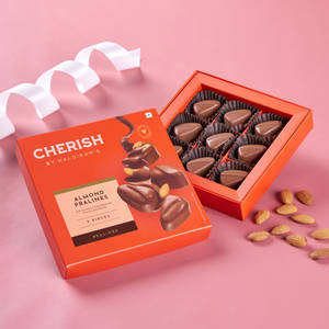 Almond Pralines Chocolate Box (9 pcs)