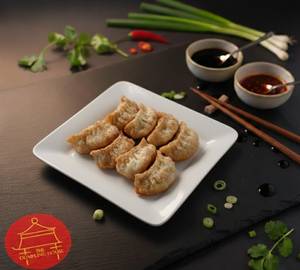 Chicken fried momos