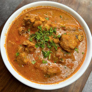 Chicken Punjabi Half Handi (8 Pcs)