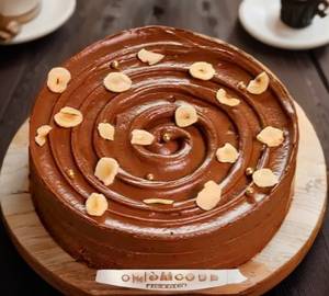 Hazelnut mousse cake