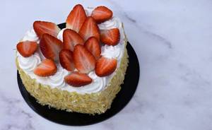 Heart Shape Strawberry Cake Medium