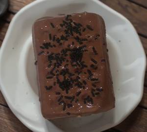 Milk chocolate waffle