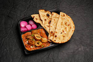 Tawa Masala Chaap Combo