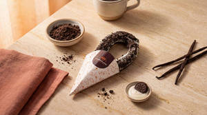 Cookie Cream Classic Churro Loop