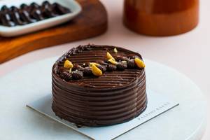 Hazelnut Crunch Bento Cake