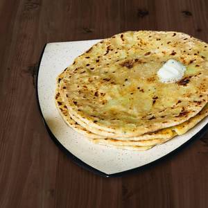 Mixed Veg Paratha 2 Paratha Serves