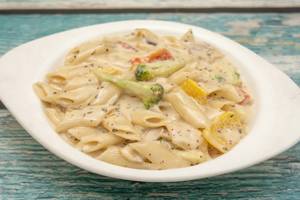 White Sauce Pasta