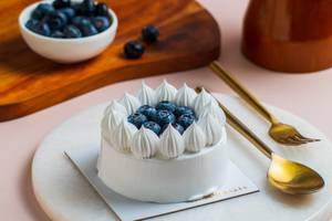 Blueberry Cream Bento Cake