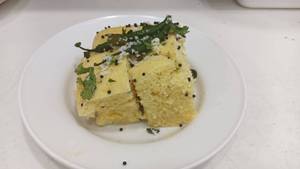 Dhokla Per Plate