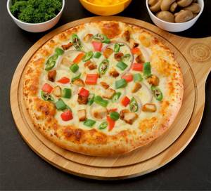 Chilly Crunch Chicken Pizza