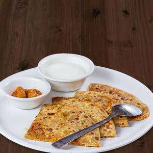 Onion Laccha Paratha