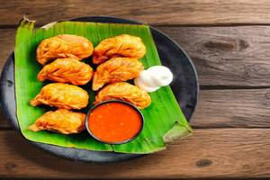 Paneer Fried Momo (7 Pcs)