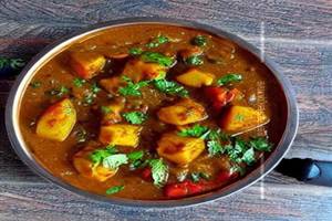Aloo Matar Simla Mirchi