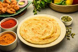 Lachha Parantha (flour)