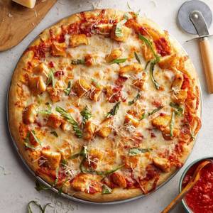 Spinach Chicken Cheese Crust Pizza [10 inches]