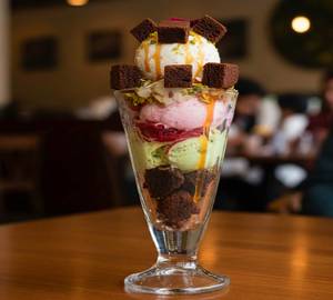 Falooda with Brownie