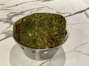 Palak Mix Tawa Paratha