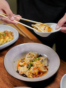 Chicken Steamed Wontons Mala Sause