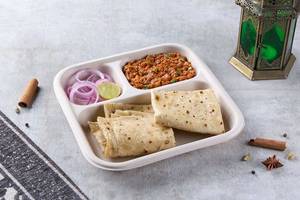 Chicken Kheema Iftari Thali