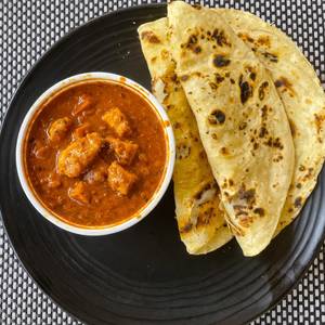 2 Laccha Paratha with Chicken Butter Masala [3 Pieces]