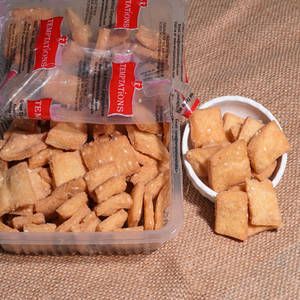 Coconut Sweet Mathri (300 Gms)