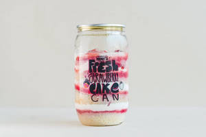 Fresh Strawberry Cake Can