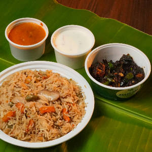 Paneer Pepper & Veg Biryani Combo