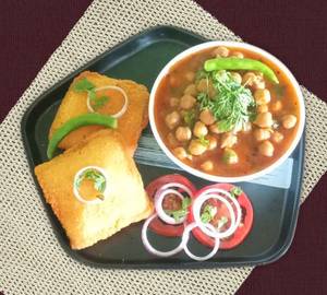 Paneer Chole Chaat