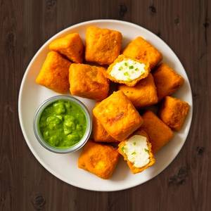 Crispy Paneer Pops