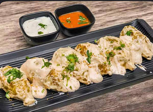 Paneer Afghani Momos (8 Pcs)