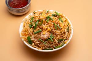 Chicken Chilly Garlic Noodle