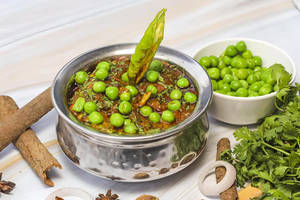 Aloo Matar  