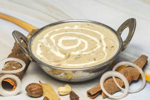 Malai Pyaaz In White Gravy