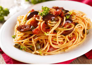 Spaghetti Puttanesca Pasta