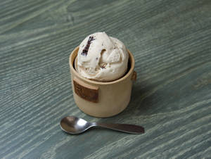 Vanila Brownie Ice Cream